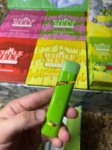 Whole Melt Extracts Live Diamond Vaporizer ( Green Box ) - Image 6
