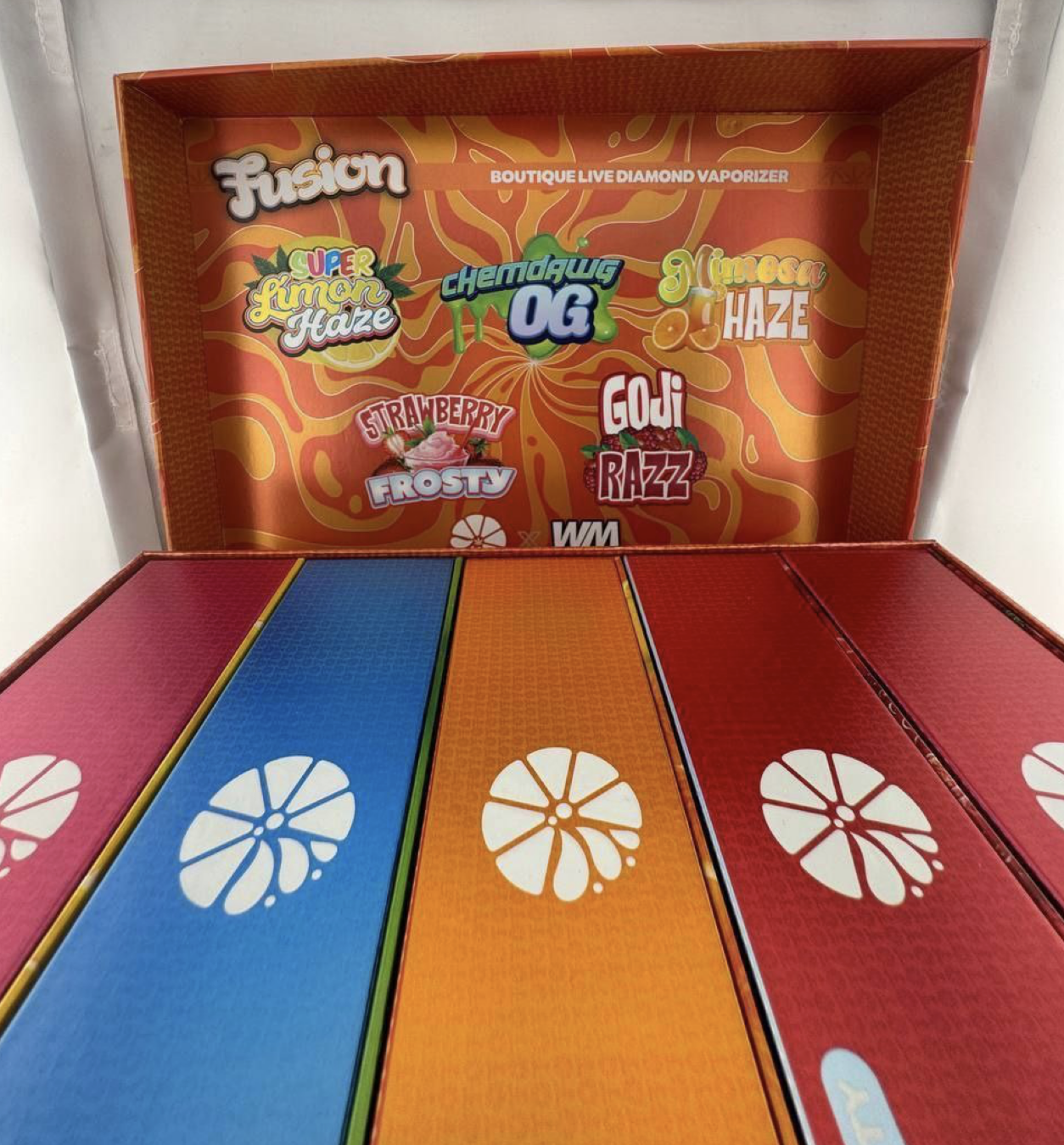 fusion-whole-melt-extracts-2gram-disposable-super-lemon-haze-strawberry-frosty-chemdawg-og-goji-razz-mimosa-haze.png New Fusion x Whole Melt Extracts Disposable | Mixed Variety Flavors - Image 8