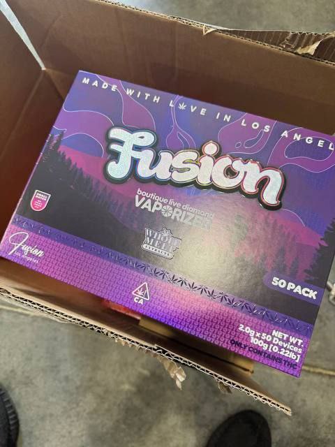fusion-x-whole-melt-collab-2g-live-diamond-disposables.jpg New Fusion x Whole Melt Extracts Disposable | Mixed Variety Flavors - Image 11