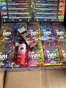 Whole Melts Dual Chamber 2G Disposable Vape Pen – Mochiesel + Cranberry Zkittlez - Image 3