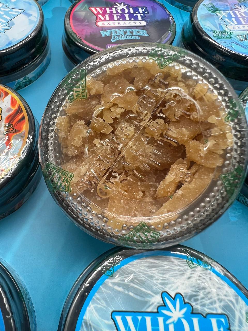 snow-cap-live-resin-sugar-whole-melt.jpg Whole Melt Extracts Snow Cap Live Resin Sugar - Image 1