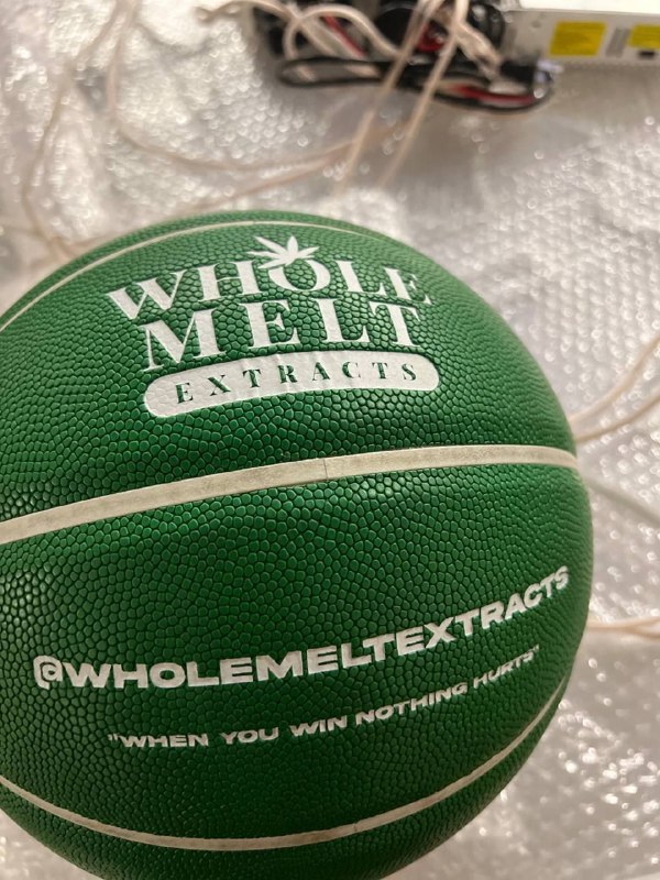 whole-melt-extracts-basketball.jpeg Whole Melt Extracts Basketball - Image 1