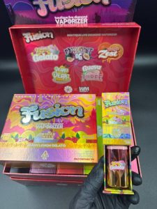 Whole Melt X Fusion – Berry Lemon Gelato Disposable Vape Cart – 2 Grams - Image 3